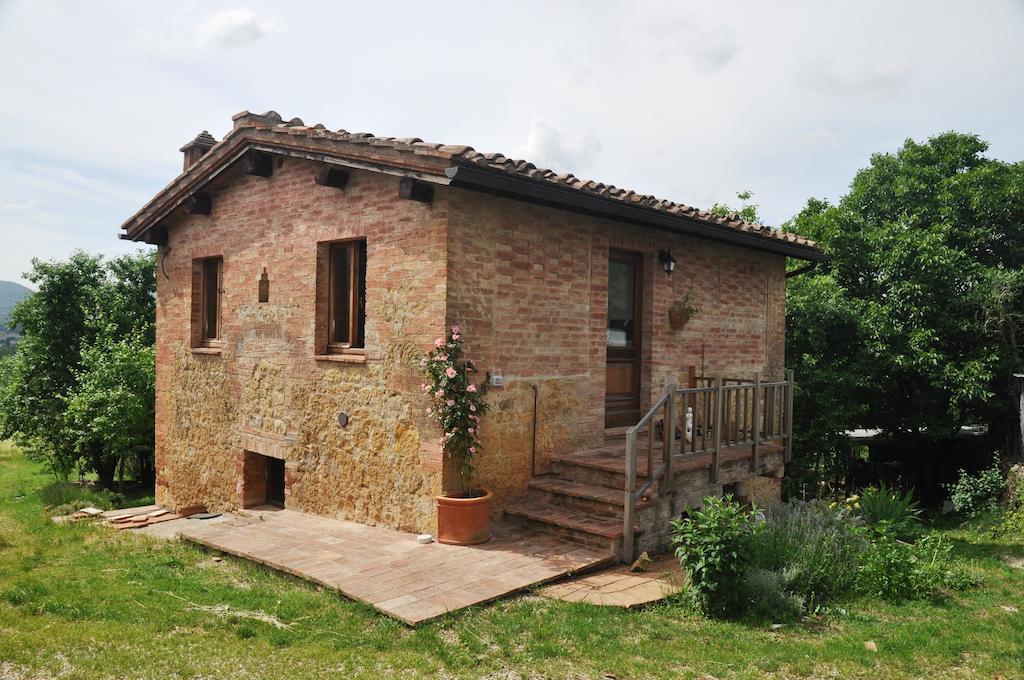 Agriturismo Colombino Сиена Экстерьер фото